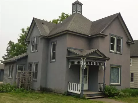 820 N Summit St, Spooner, WI 54801