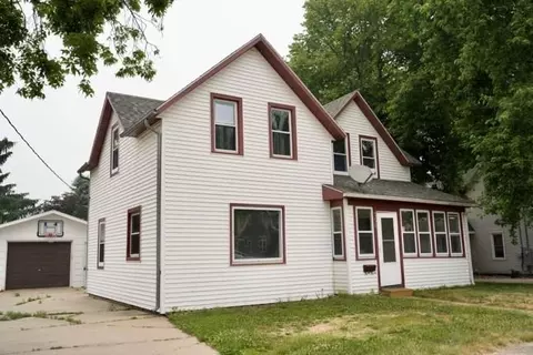 356 W Hudson St, Mondovi, WI 54755