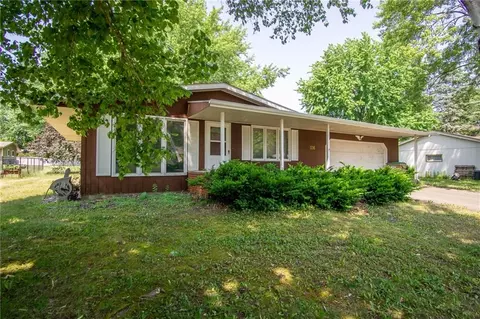 1116 Fox Run Dr, Chippewa Falls, WI 54729