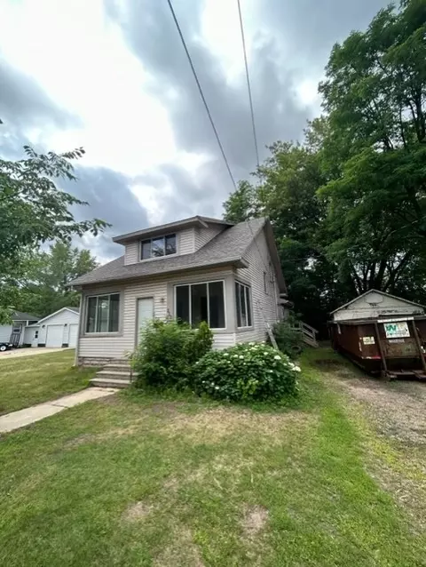 212 Oak St, Black River Falls, WI 54615