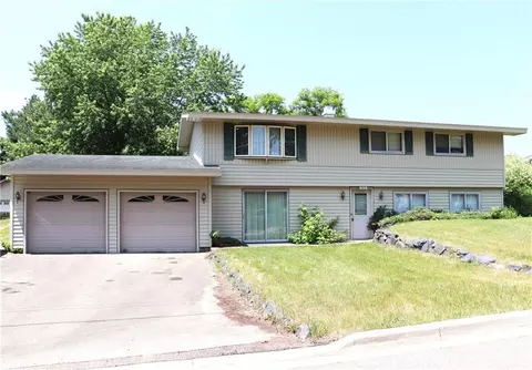 912 Forrest St, Black River Falls, WI 54615