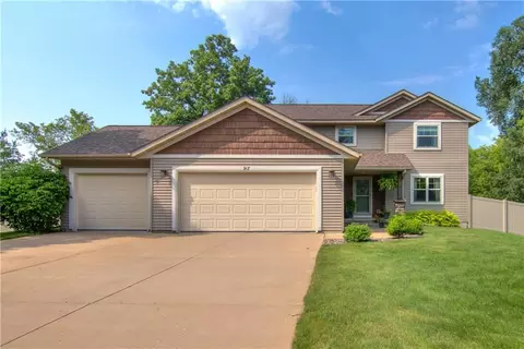 917 Lake Rd, Altoona, WI 54720