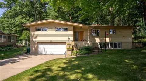1614 Skeels Ave, Eau Claire, WI 54701