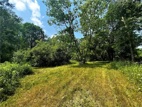 8802 W Port Arthur Rd, Ladysmith, WI 54848