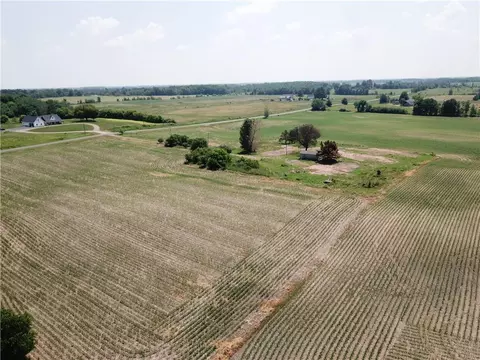n16071 Junction Avenue, Stanley, WI 54768 photo 6