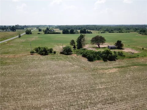 n16071 Junction Avenue, Stanley, WI 54768 photo 4