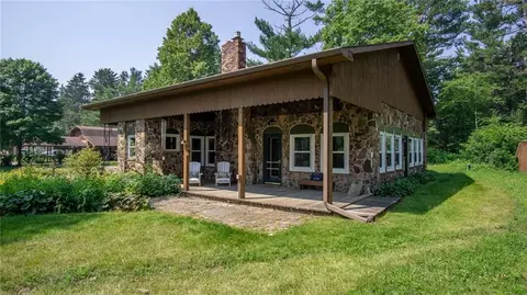 18520 54th Ave, Chippewa Falls, WI 54729