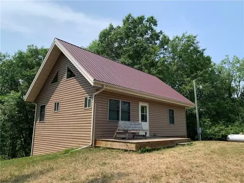 10699 W Peterson Rd, Ladysmith, WI 54848