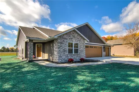 7132 190th St, Chippewa Falls, WI 54729
