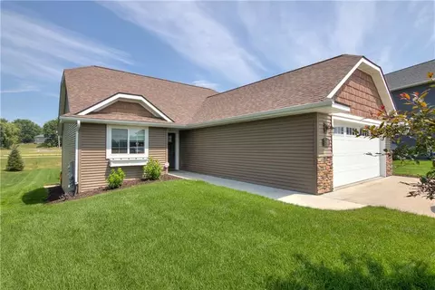 2168 Saint Andrews Dr, Altoona, WI 54720