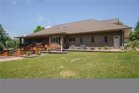 680 Cedar St, Medford, WI 54451
