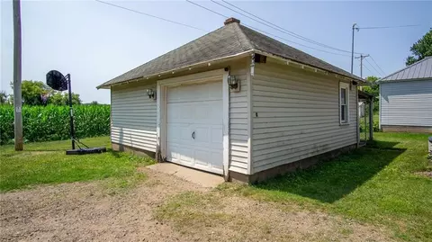 2003 Riggs St, Bloomer, WI 54724 photo 4