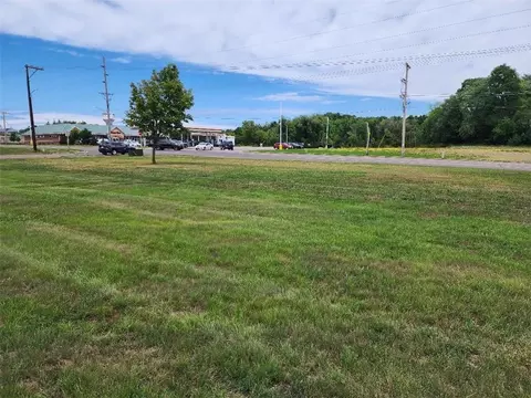 1475 Elm St, Cumberland, WI 54829