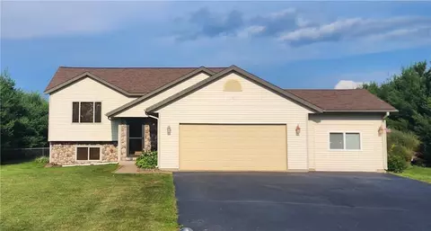 4899 181st St, Chippewa Falls, WI 54729