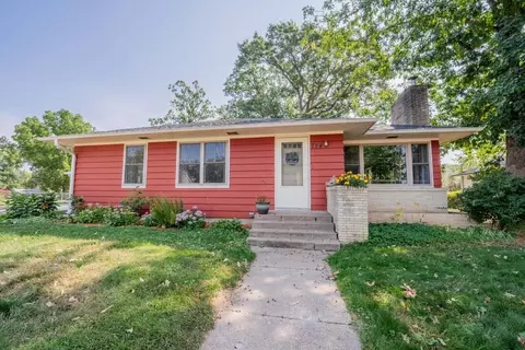 724 Robert Rd, Durand, WI 54736