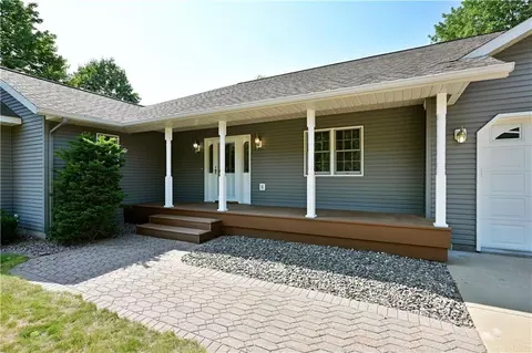 500 E Poplar Ave, Cameron, WI 54822 photo 2