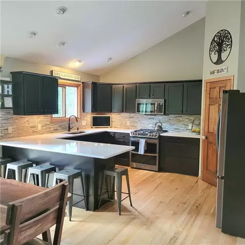 2485 E Oregon Ln, Eleva, WI 54738 photo 7