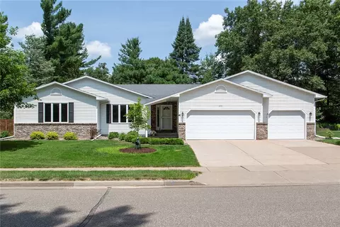 436 Westover Rd, Eau Claire, WI 54701