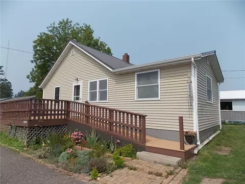 w14430 West Railway Avenue, Weyerhaeuser, WI 54895