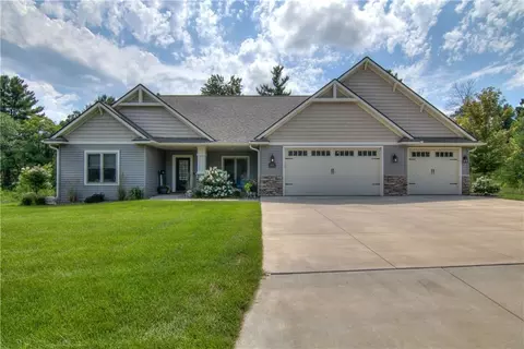2353 Augusta Ct, Altoona, WI 54720