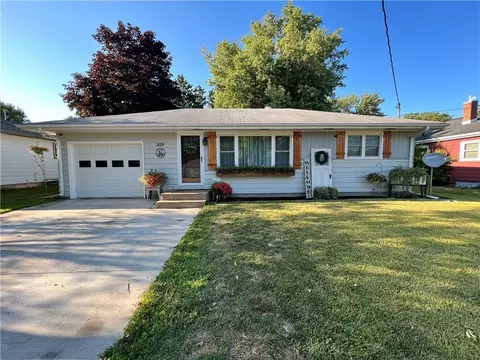 309 W Jefferson St, Black River Falls, WI 54615