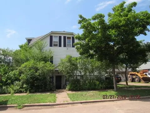 1220 Omaha St #3, Eau Claire, WI 54703