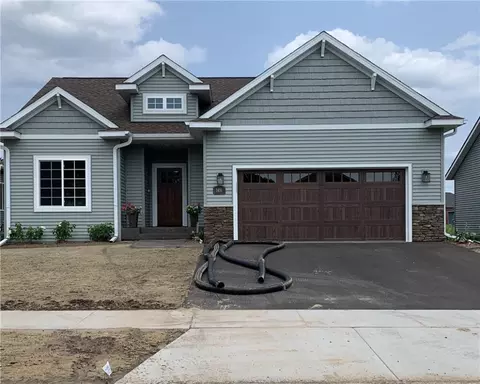 1451 Pinehurst Ct, Altoona, WI 54720