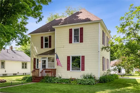 1131 NE Tainter St, Menomonie, WI 54751