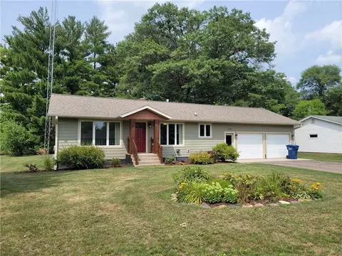 712 Pleasure St, Chetek, WI 54728