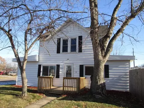 601 Woodward Ave, Chippewa Falls, WI 54729