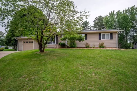 2509 Harrison Cir SW, Menomonie, WI 54751