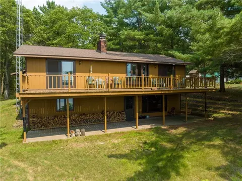 n7695 Pair-o-lakes Road, Spooner, WI 54801
