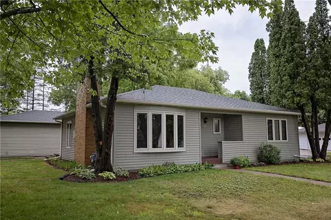 228 N Main St, Cadott, WI 54727