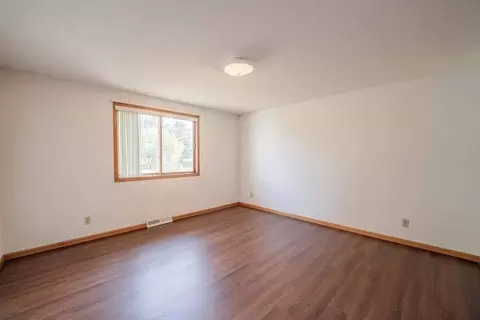 2475 E Spruce Rd, Eleva, WI 54738 photo 9