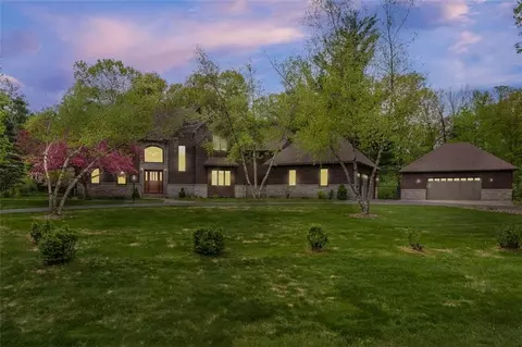 5689 Perth Dr, Eau Claire, WI 54703
