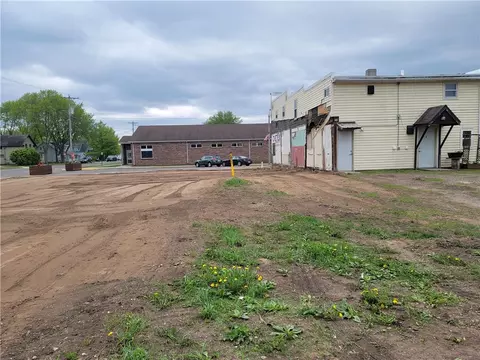 106 Knapp St, Chetek, WI 54728