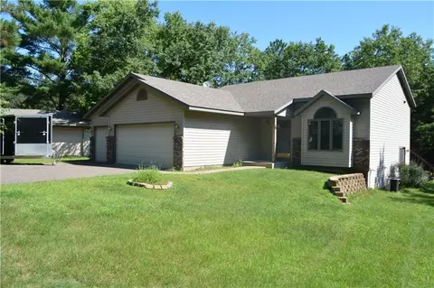 7308 Edgewater Ct, Eau Claire, WI 54703