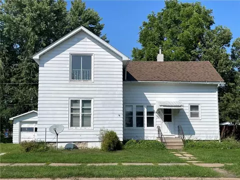 407 W Brown St, Augusta, WI 54722