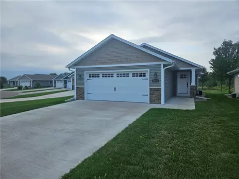 5235 Renee Ct, Eau Claire, WI 54703