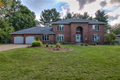 3312 Evergreen Ln, Eau Claire, WI 54701