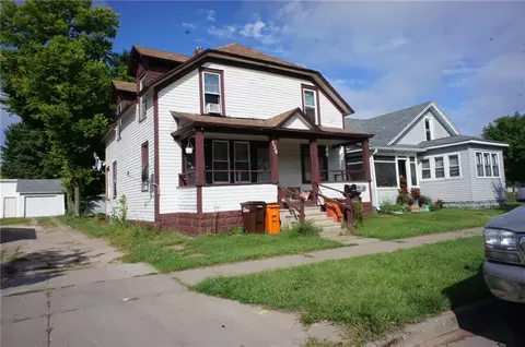 736 Hobart St #A & B, Eau Claire, WI 54703