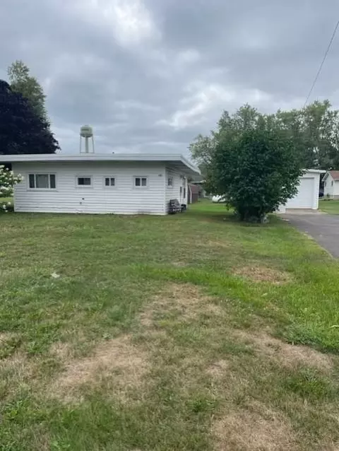 130 Aneta Ave E, Almena, WI 54805