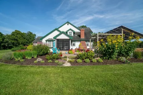 2006 Schultz Rd, Fall Creek, WI 54742