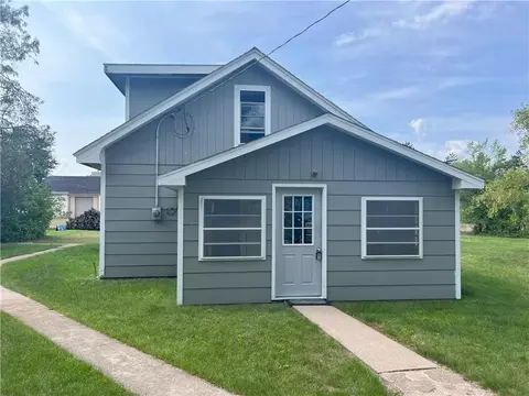 303305 1st St, Minong, WI 54859