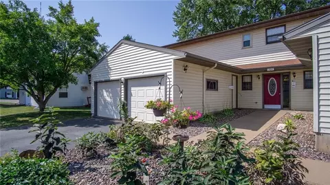304 Parkview Ct #1, Altoona, WI 54720