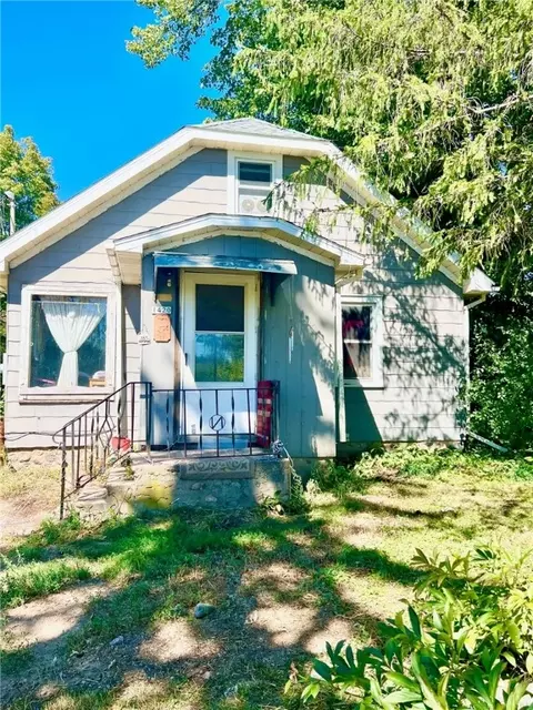 1420 Bridge St, Cornell, WI 54732