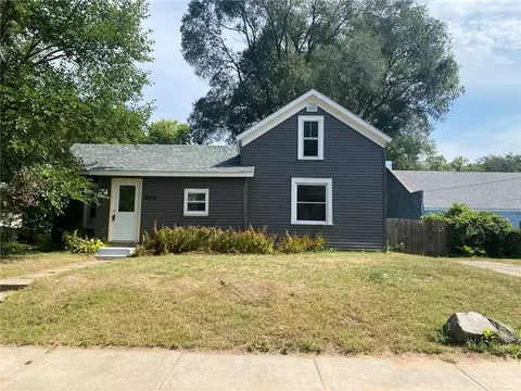 2015 2nd St, Eau Claire, WI 54703
