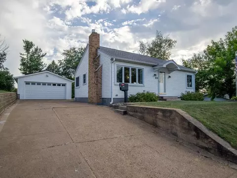 926 21st Ave, Bloomer, WI 54724