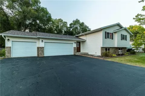 13414 39th Ave, Chippewa Falls, WI 54729