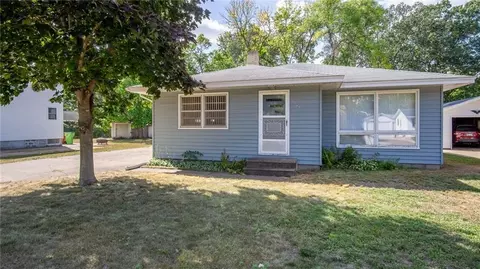 3136 Saturn Ave, Eau Claire, WI 54703